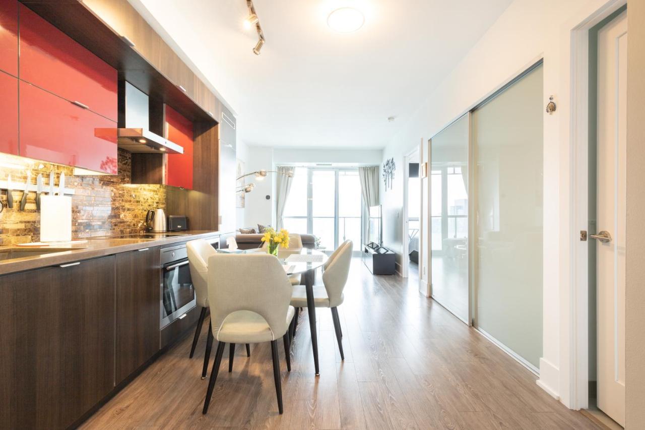 Bright Condo In The Heart Of Toronto Exteriér fotografie