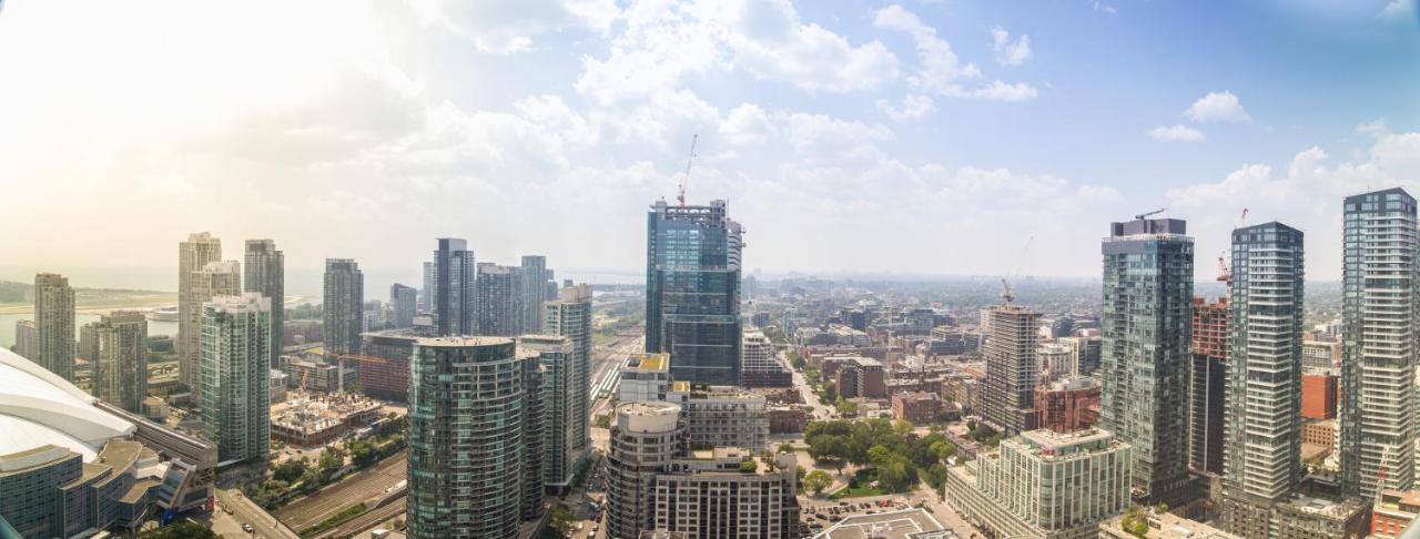 Bright Condo In The Heart Of Toronto Exteriér fotografie